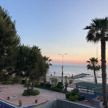 Fiona's Sea View *