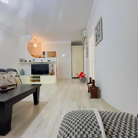 شقة Fiona's Sea View *