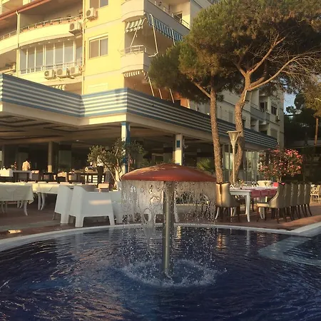 Fiona's Sea View Appartement Golem (Tirana)