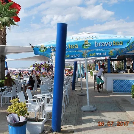 Fiona's Sea View Appartement