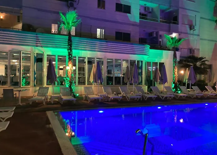 Fiona's Sea View Apartament Golem (Tirana)