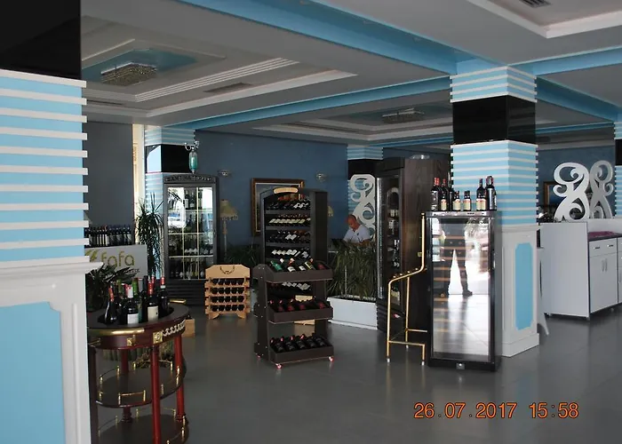 Fiona's Sea View Apartament